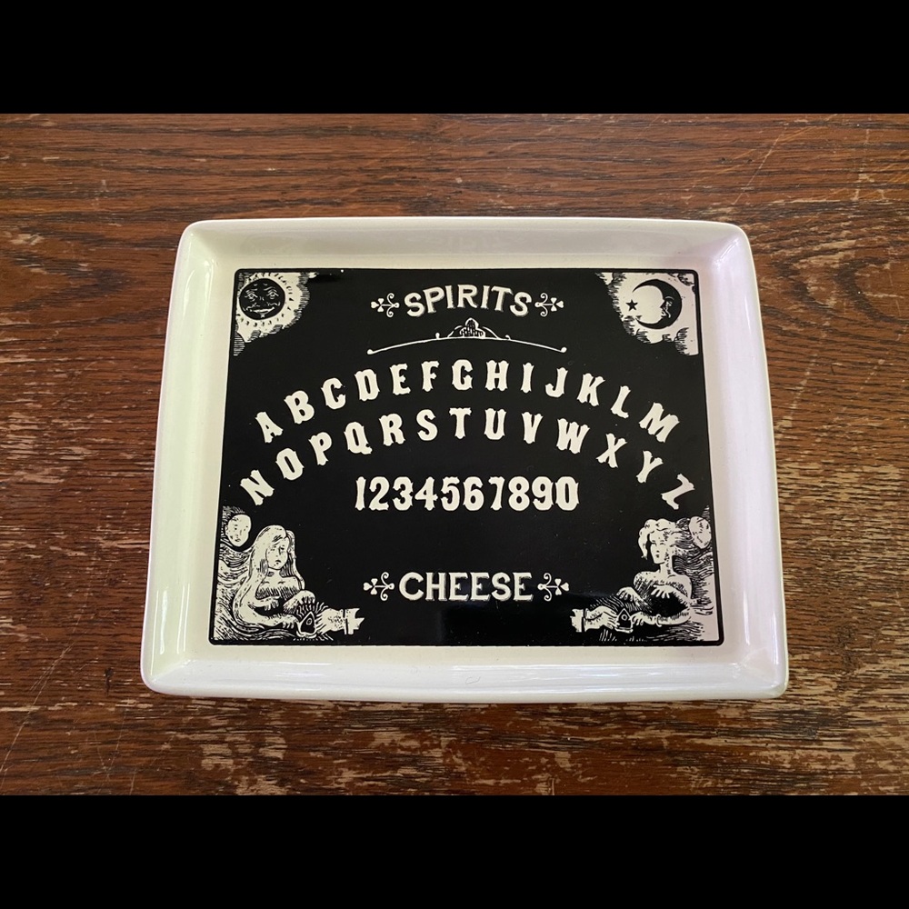Serving plate